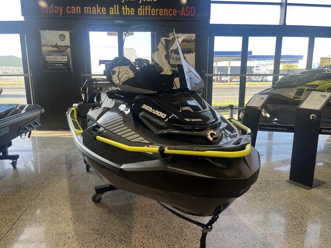 2024 Explorer Pro 230 - 3