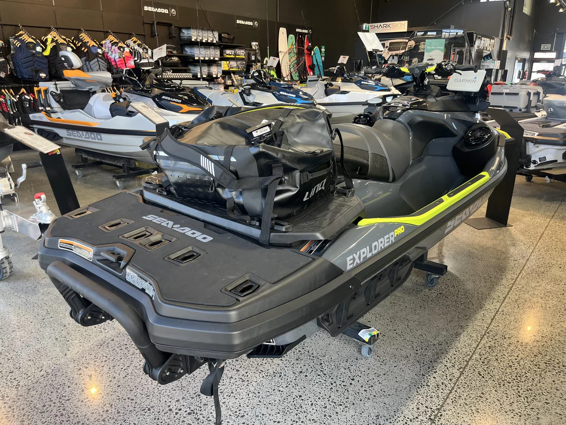 2024 Explorer Pro 230 - 2